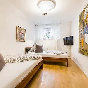 https://ferien-und-messewohnug.topcolognehotels.com